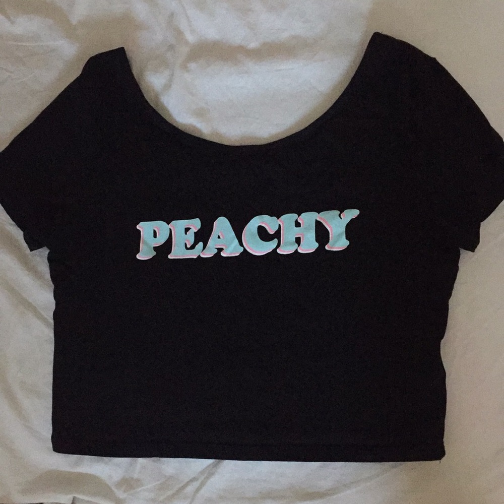 PEACHY Black crop top